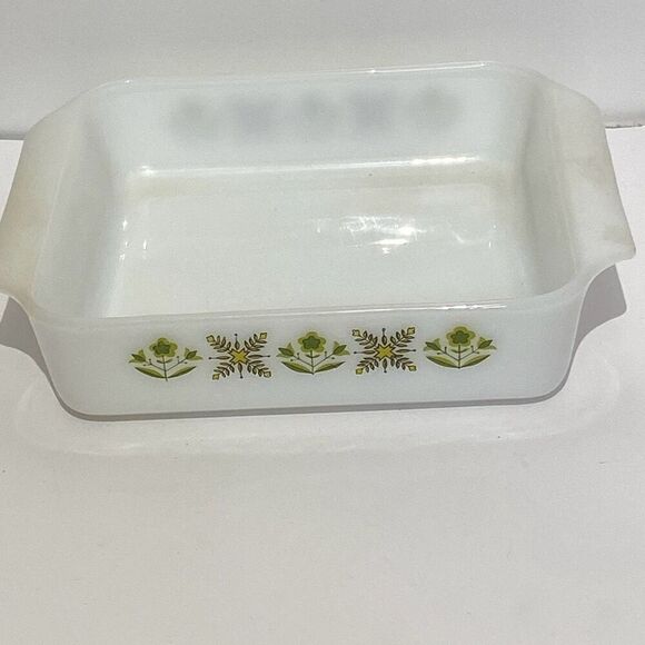 Anchor Hocking White Green Meadows Fire King Rectangular Baking Dish - Picture 1 of 6